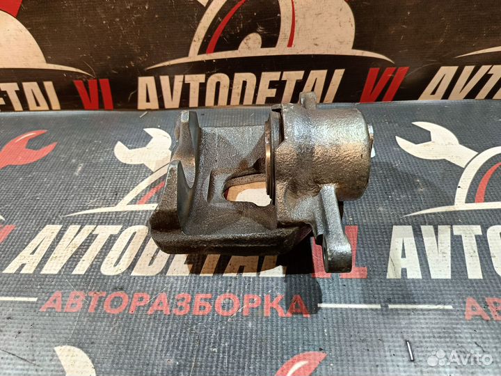 Суппорт передний Volkswagen Polo