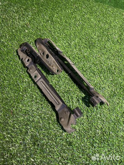 Петли багажника volvo s80 1