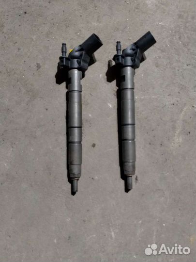 Топливная форсунка audi Volkswagen