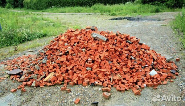 Лом кирпича