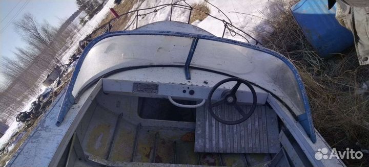 Катер Днепр