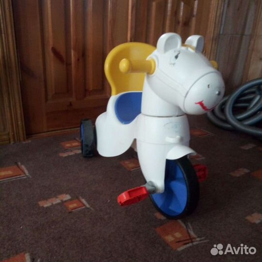 Детский велосипед-каталка