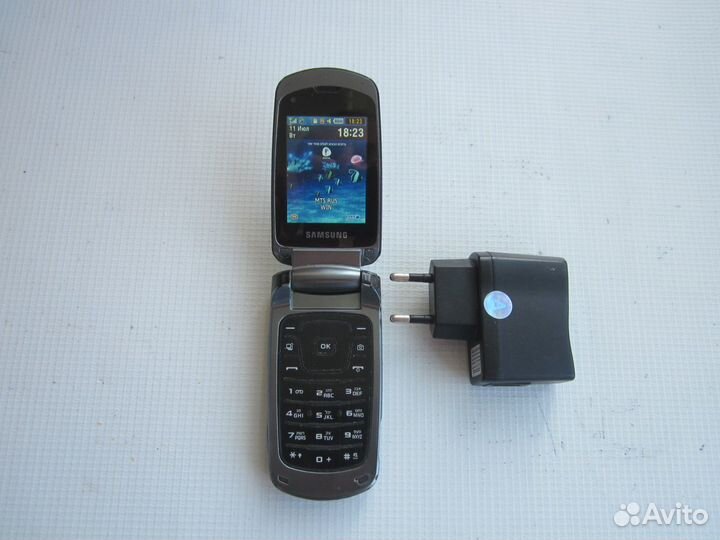 Samsung GT-S5610