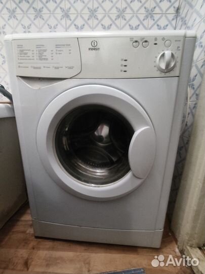 Стиральная машина indesit б/у