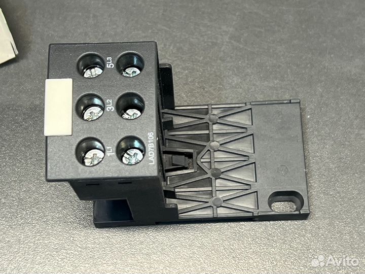 Schneider LAD7B106 Клеммный блок, новый, 2 шт