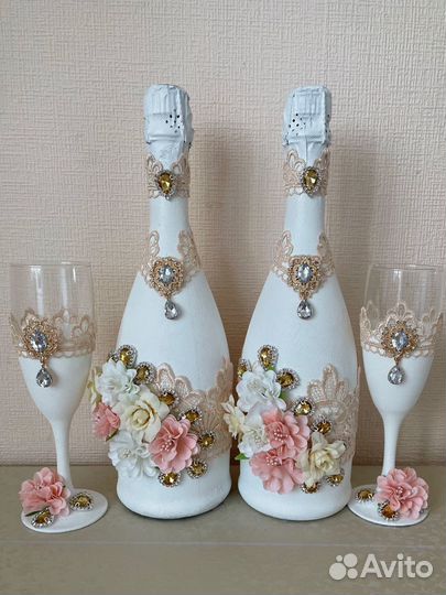 Свадебные аксессуары шампанское и бокалы