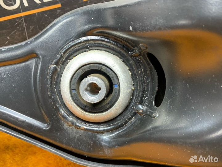 Балка поперечная (подрамник) задняя Audi Q5 8R