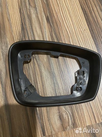 Зеркало на Volksvagen polo