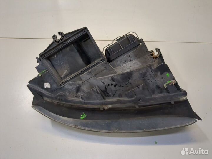 Фара (передняя) Audi A4 (B6), 2004