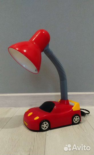 Лампа настольная