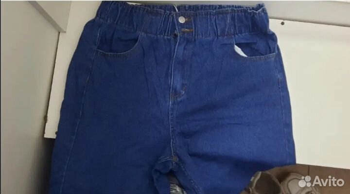 Джинсы новые