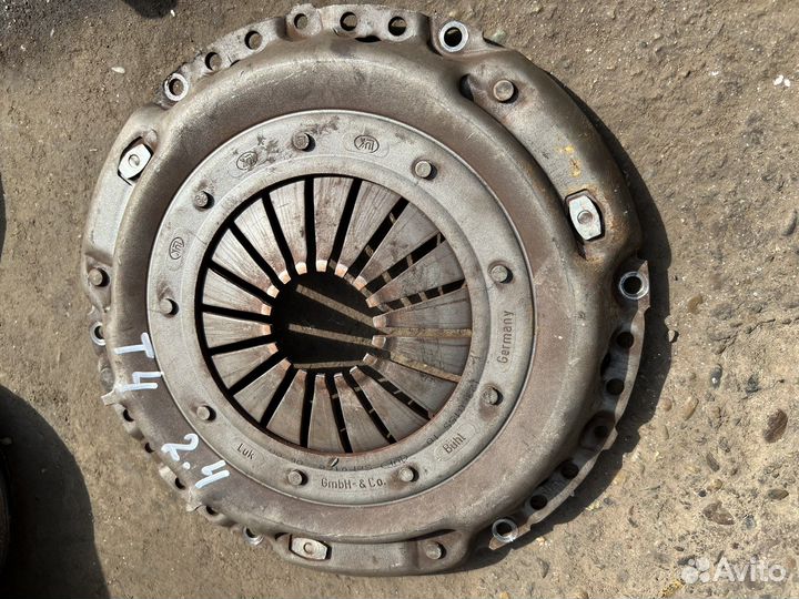 Маховик Volkswagen Transporter T4 2.4