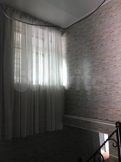 Дом 170 м² на участке 5 сот.