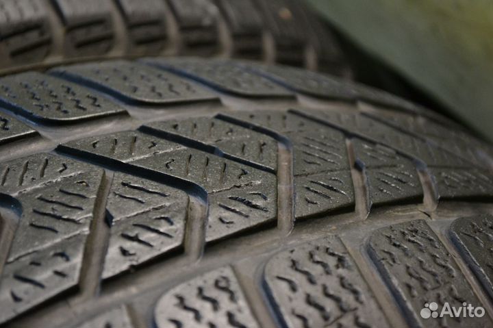 Pirelli Winter Sottozero 3 225/50 R17