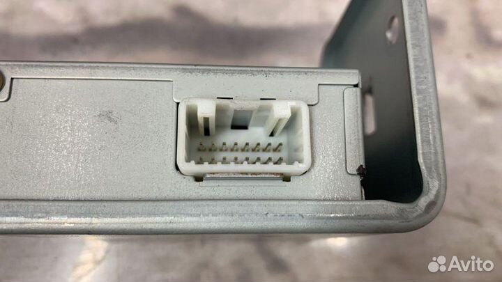 Блок управления камерой Infiniti Qx56 JA60 VK56DE