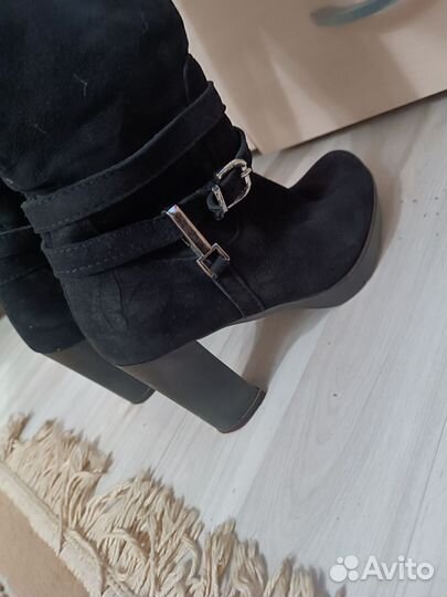 Сапоги женские