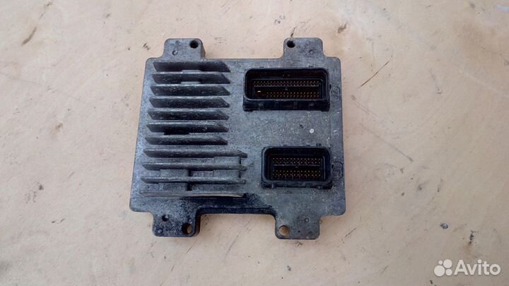 Эбу A14XER 55576691 aapt на Опель Корса Д