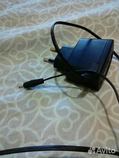 Зарядное устройство