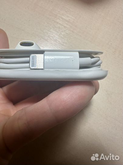 Наушники apple