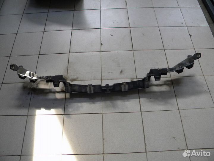 Демпфер пер. бампера Land Rover Range Rover 08 год