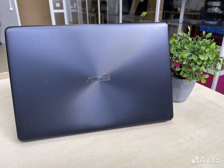 Отличный Asus/Core i3/8GB/940MX/SSD/FHD