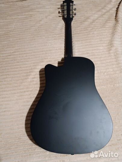 Акустическая гитара belucci
