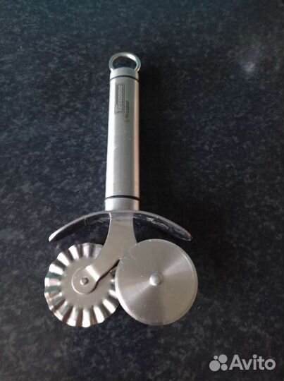 Нож для пиццы Teskoma