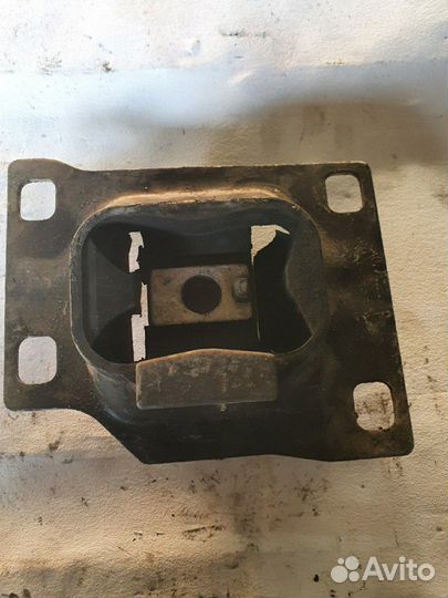 Подушка двигателя Ford focus 98-05г