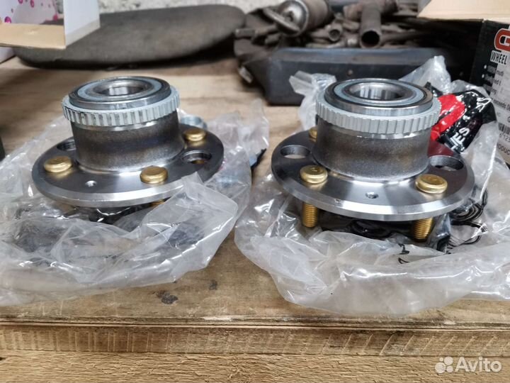 Подшипник ступицы комплект на Honda logo