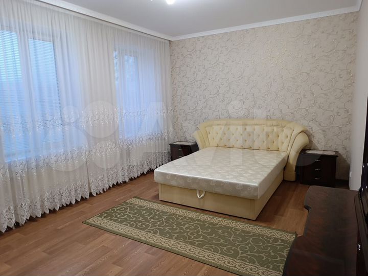 4-к. квартира, 138 м², 5/5 эт.