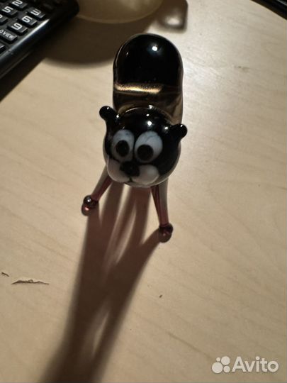 Стеклянная фигурка кот