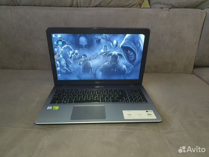 Ноутбук asus/core i5 7200/10гб/Nvidia 940