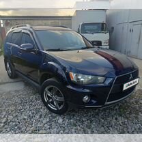 Mitsubishi Outlander 2.0 CVT, 2012, 253 000 км, с пробегом, цена 1 490 000 руб.