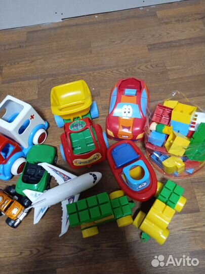 Игрушки для мальчиков пакетом