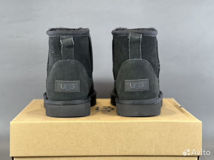 Угги UGG Classic Mini II Black