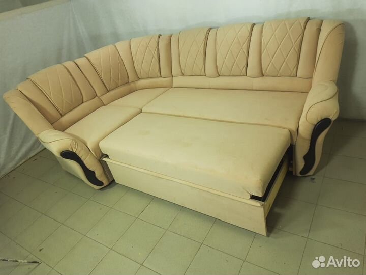 Угловой диван