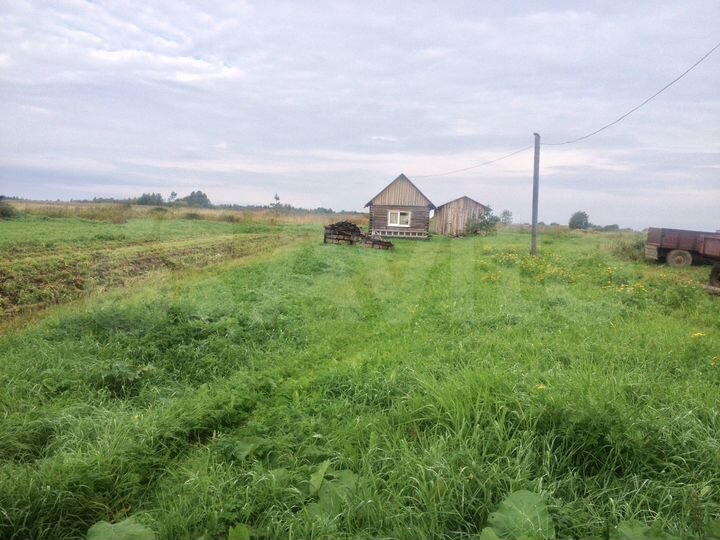 Дом 18,8 м² на участке 16 сот.