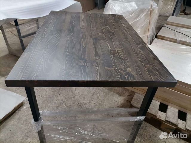 Стол в стиле лофт