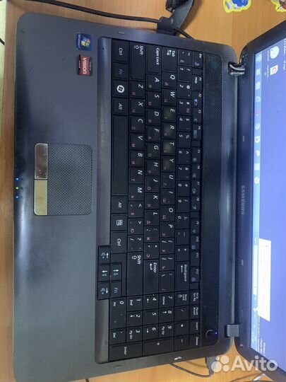 Ноутбук samsung r525