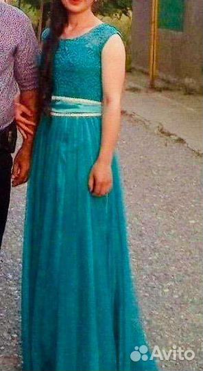 Вечернее платье