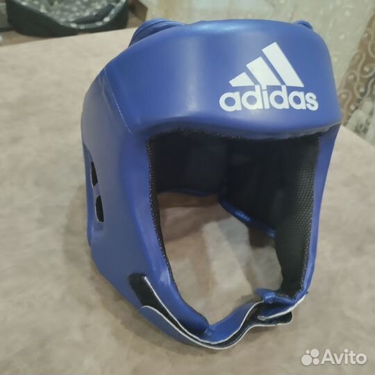 Боксерский шлем adidas