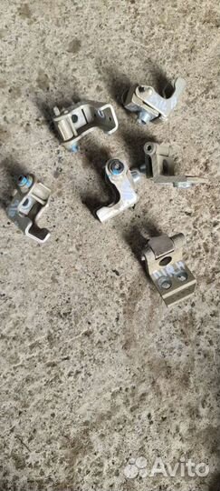 Петли двери peugeot 206 пежо 206