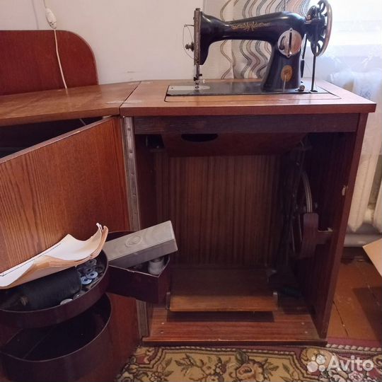 Швейная машинка пмз им.Калинина