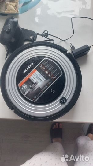 Робот пылесос redmond