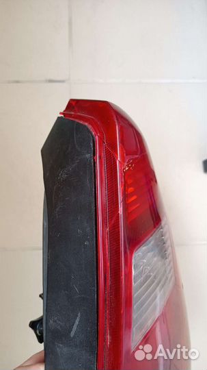 Фонарь задний правый renault clio 2/symbol