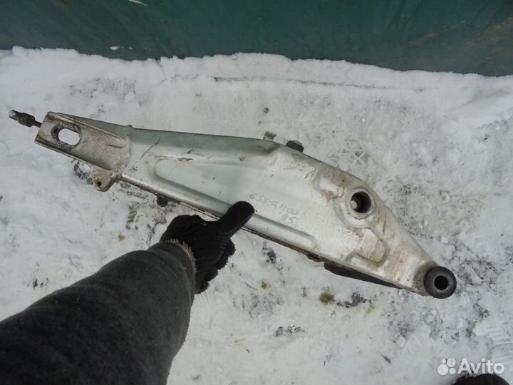 Маятник Suzuki, GSX R 1100, 1995