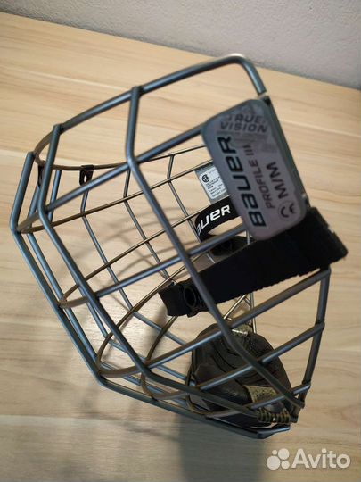 Хоккейная маска Bauer