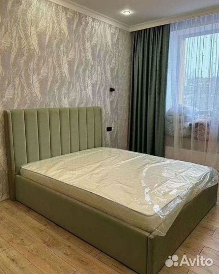 Кровать с изголовьем