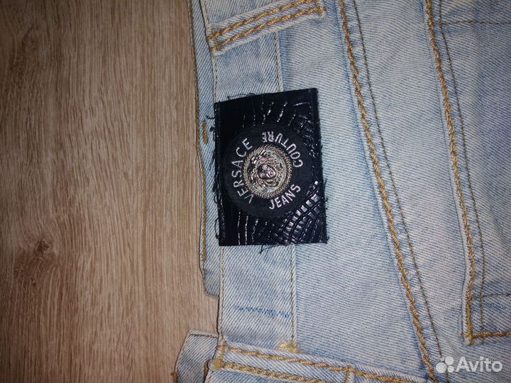 Джинсы женские versace
