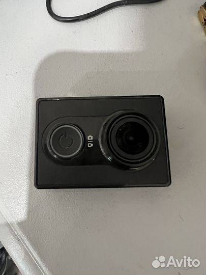 Экшн камера xiaomi yi 4k